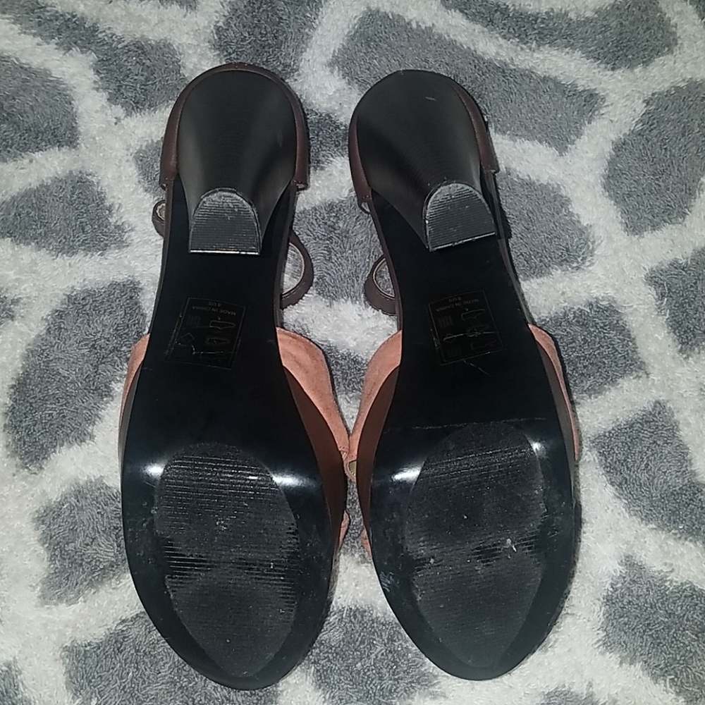 Platform sandals - Picture 3 of 3